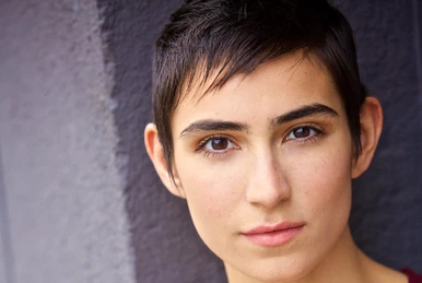 Instagram Alex Rose Wiesel
