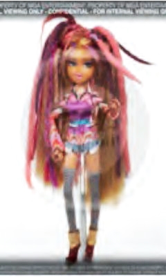 人気特価激安 激レア日本未入荷bratz YASMIN TWISTYSTYLE doll