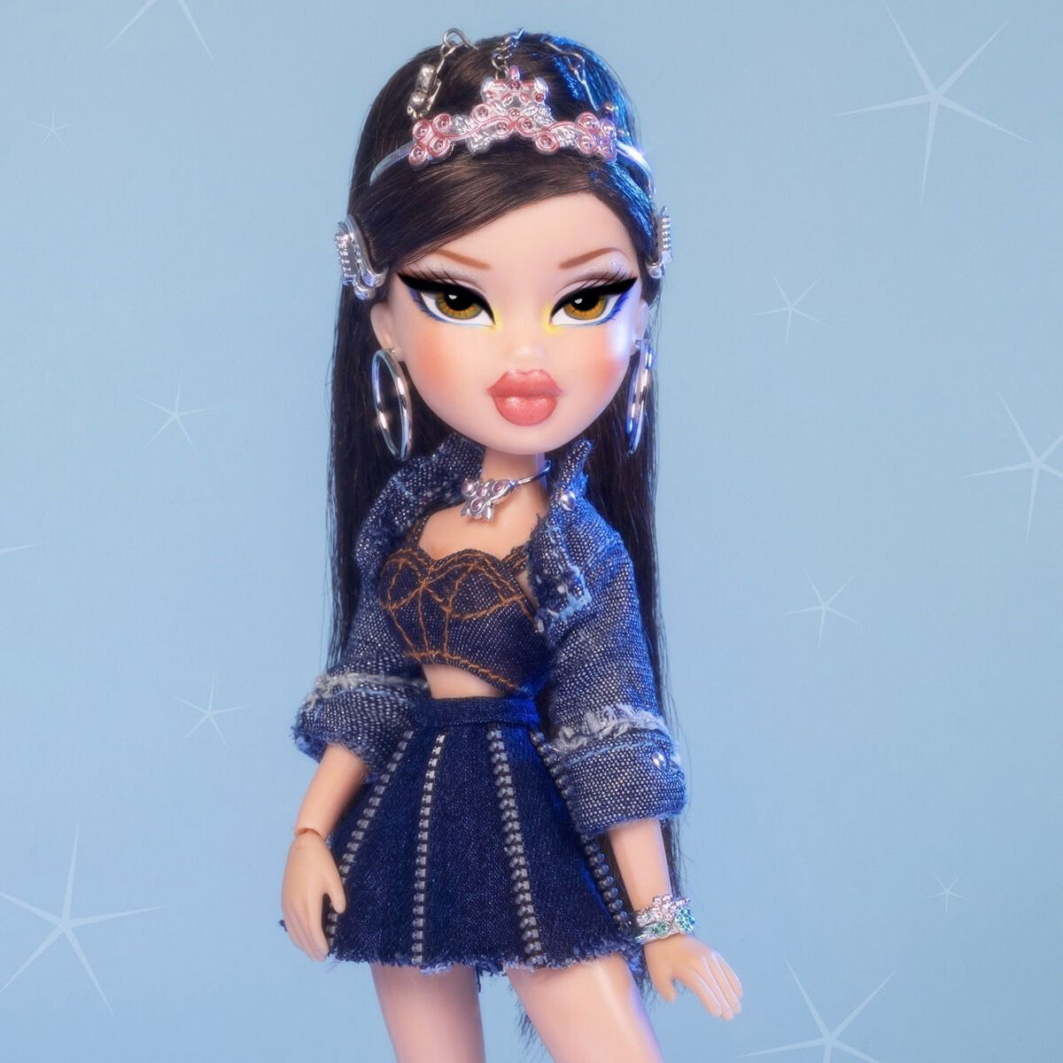 BRATZ 21ST BIRTHDAY GIRLS' NITE OUT JADE REPRODUCTION DOLL REVIEW AND  UNBOXING 