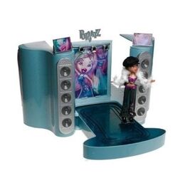 Bratz super stylin runway disco top