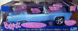 BRATZ F.M. Cruiser convertible Blue car 17 2002 MGA Entertainment