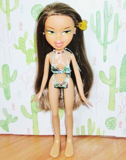 Bratz Hot Summer Dayz Jade Doll