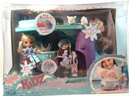 Bratz Kidz Super Secret Ice Cream Making Snow Lodge with Vinessa