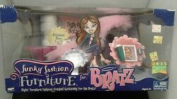 Bratz funky sale fashion furniture