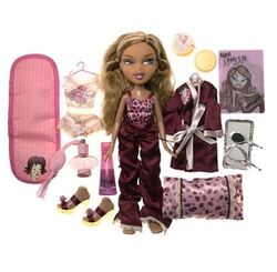 MGA Bratz Nighty Nite Sleepover Yasmin Doll Robe Pillow Pajamas