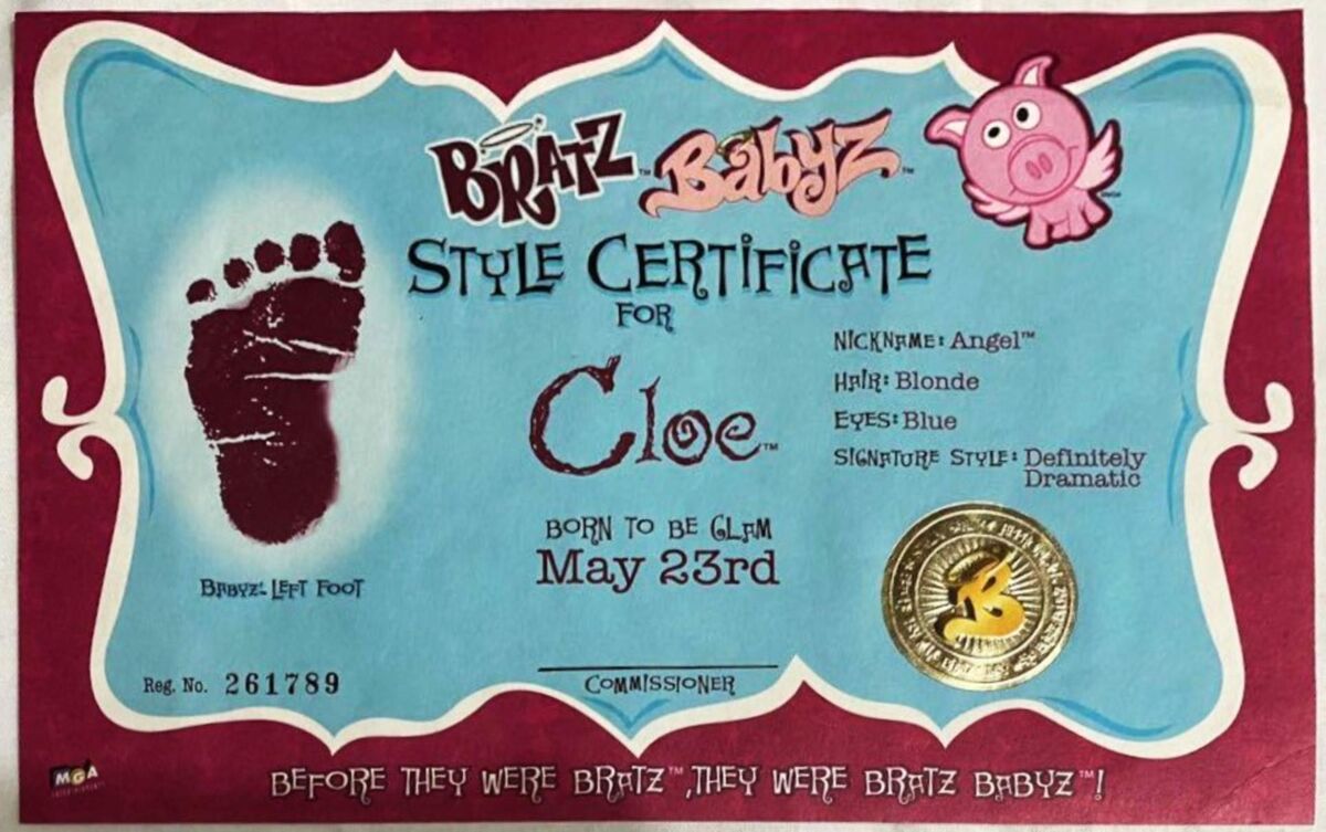 Bratz Big Babyz ROCK ANGELZ CLOE 13 - Hat, Microphone, Style Birth  Certificate 