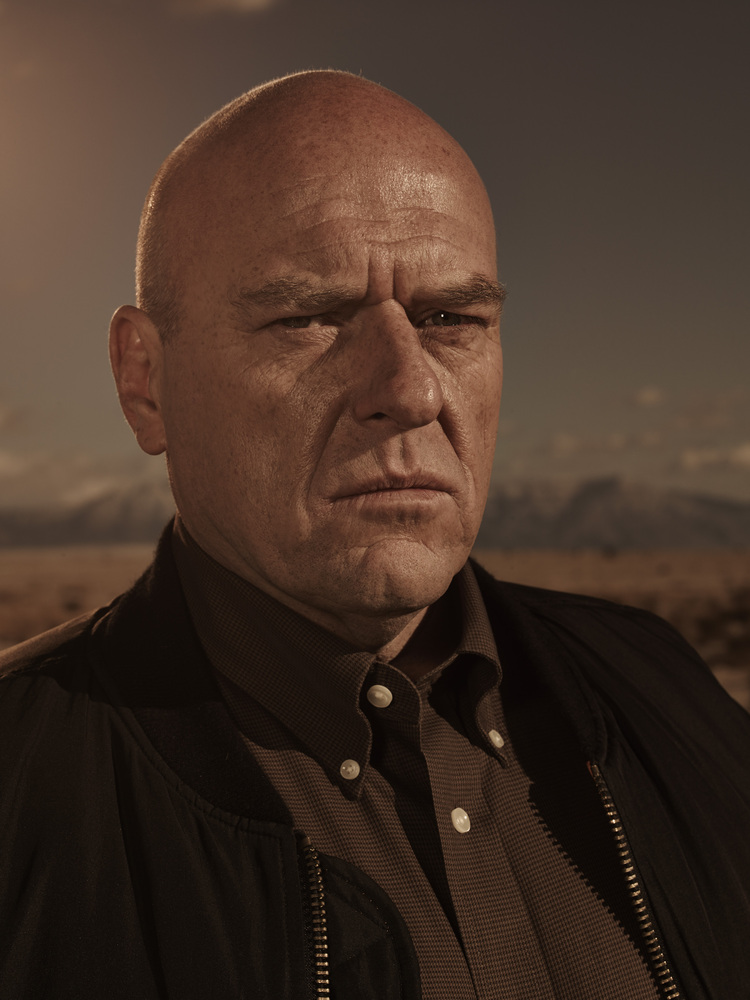 Breaking Bad star Dean Norris enjoys a family day of retail