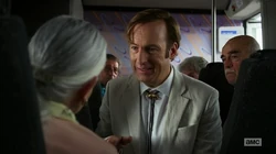 BCS 2x03 - Jimmy en autobús