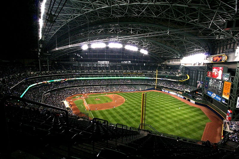 Miller Park Milwaukee Brewers Wiki Fandom