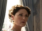 Violet Bridgerton (Netflix)