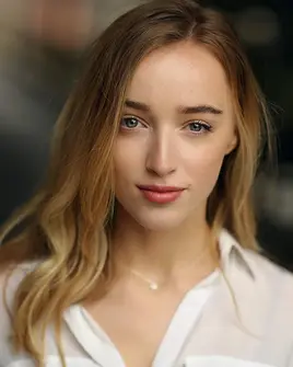 PhoebeDynevor