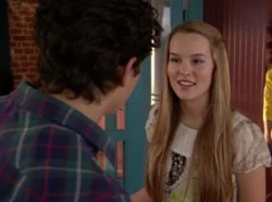 250px-Penny Ken Bridgit Mendler Jonas