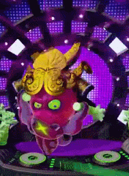 Octavio_dance.gif