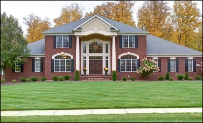 Mane 10 House Outside