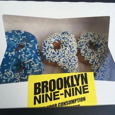 Brooklyn 99 Donuts 3.png (1.36 MB)