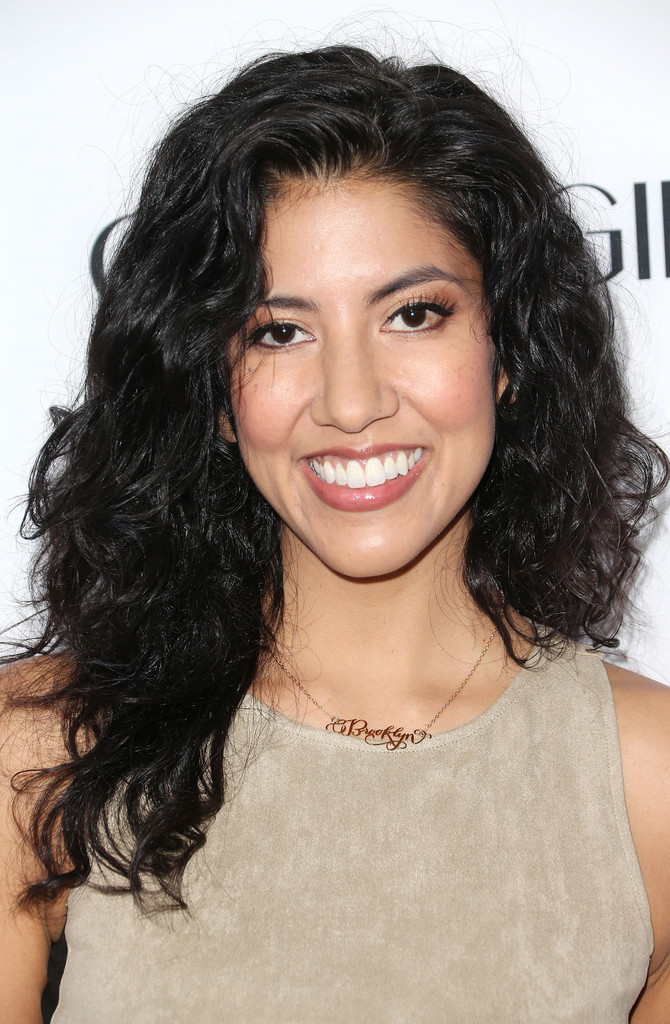 Stephanie Beatriz Brooklyn Nine Nine Wiki Fandom