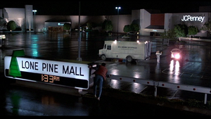 Lone Pine Mall