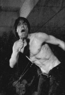 Iggy Pop performing at UC Davis (1980)