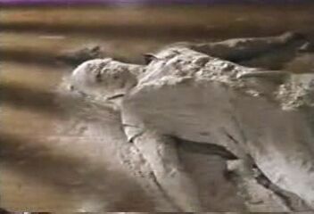 Buffy unaired Pilot vampdust.jpg