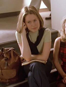 Candy (3x18)