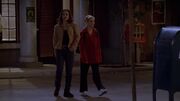 Buffy et Faith parlent (3x07)