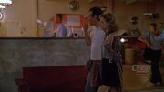 Joyce et Giles flirent ensemble (3x06)