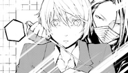 Gin sneaks behind Higuchi