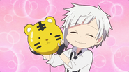 Atsushi retrieves the balloon