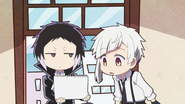 Akutagawa shows Atsushi his drawing of him