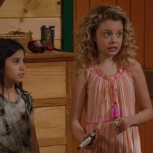 Gwen And Destiny Gallery Bunk D Wiki Fandom Parker and destiny debate the importance of a majestic tree.