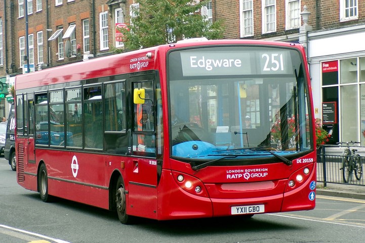 bus route bus 15