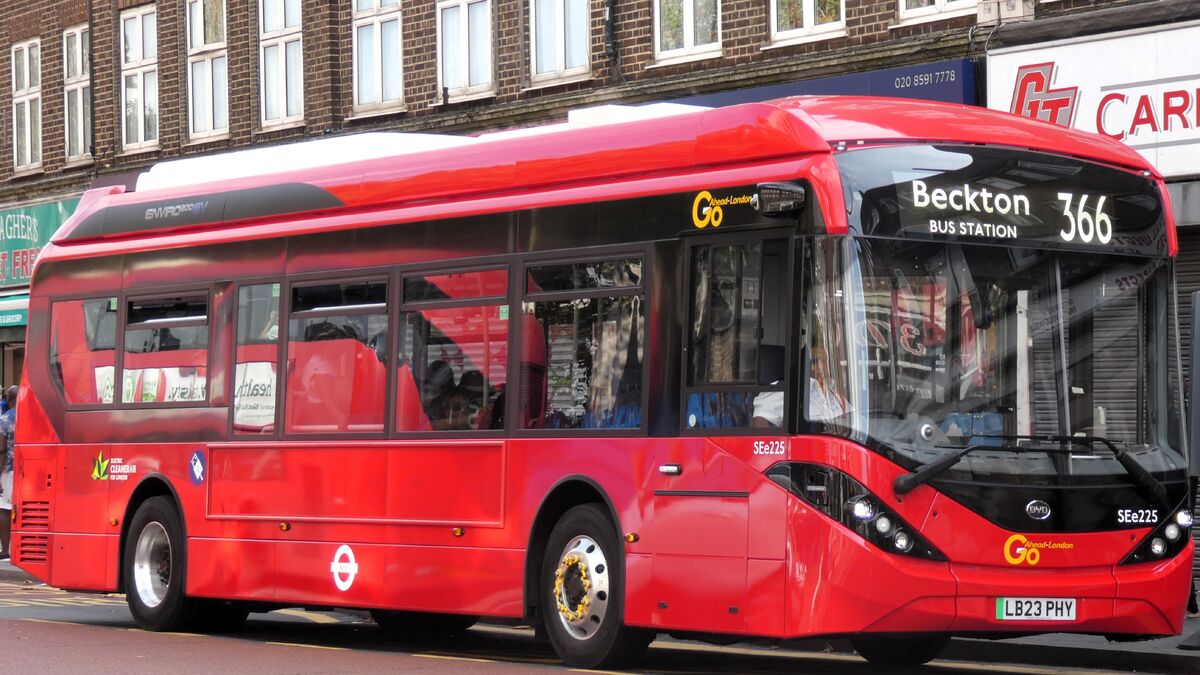 london-buses-route-366-bus-routes-in-london-wiki-fandom