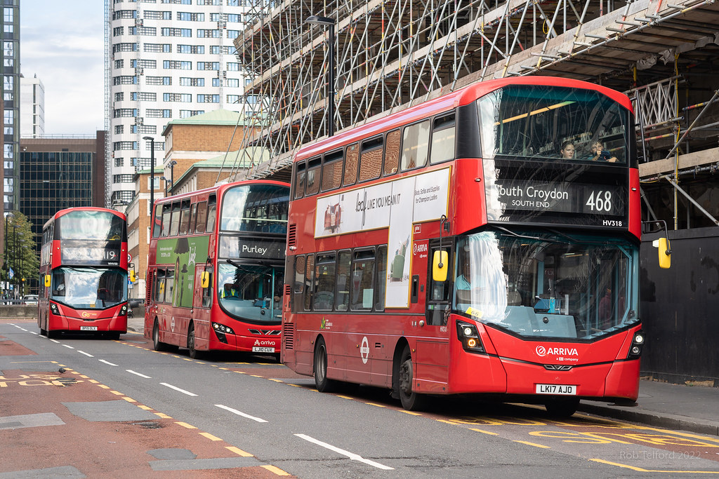 Who runs 468 bus route?