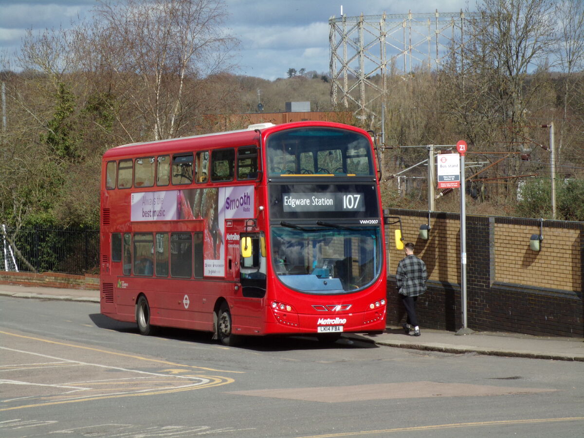 London Buses route 107 Bus Routes in London Wiki Fandom