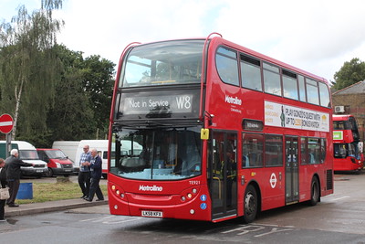 London Buses Route W8 Bus Routes In London Wiki Fandom