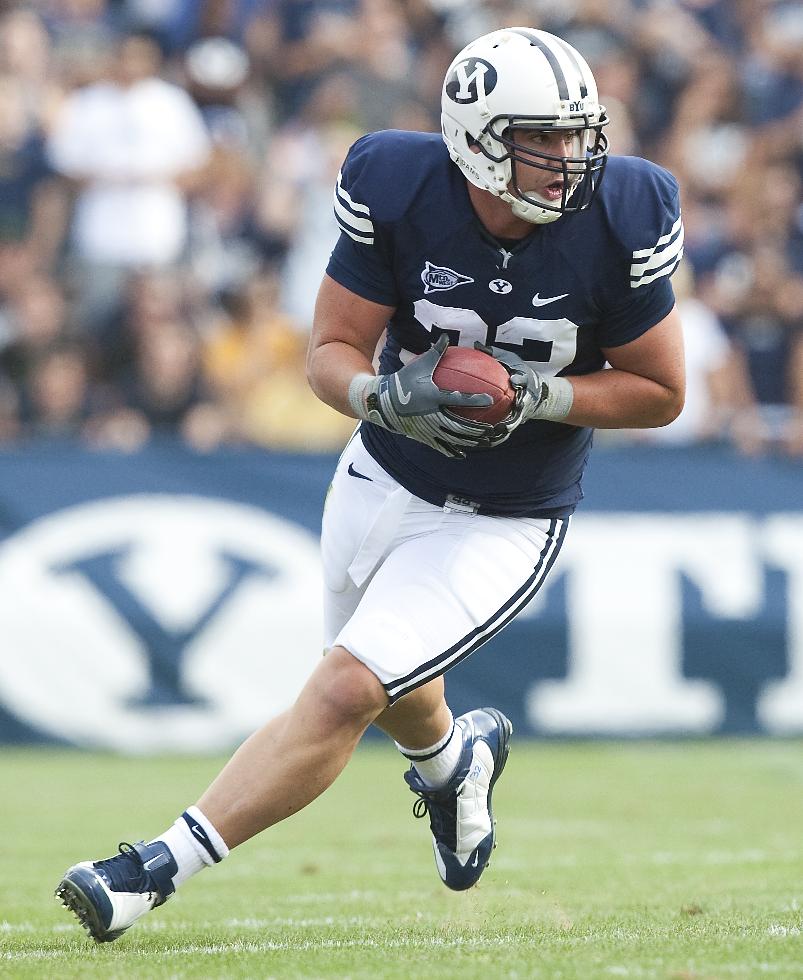 Former BYU football TE Dennis Pitta released by Baltimore Ravens