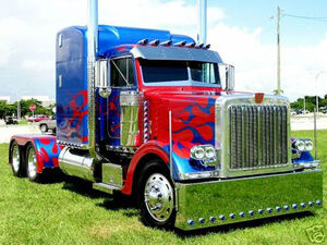 Peterbilt-optimusprime