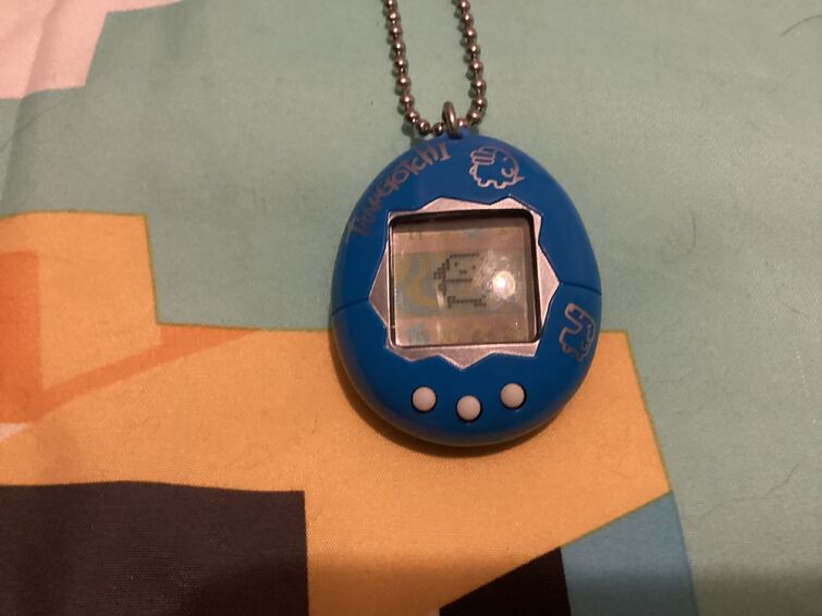 Tamagotchi Original P1/P2 Silver w/ black Bandai - Boutique-Tamagotchis