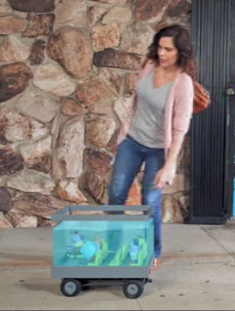 How would you dance using the pose shown in the picture? 3 