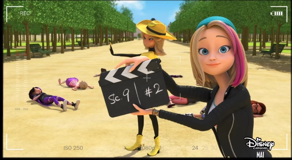 Queen Banana Theorising and Analysing Fandom