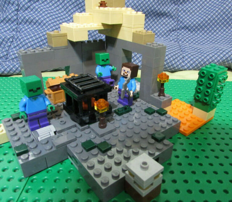 Lego minecraft zombie spawner sale