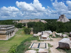 Uxmal01-panorama