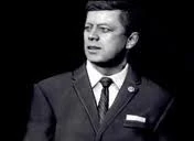 Kеннеди в черно-белом экране