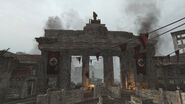 Breach Brandenburg Gate WaW