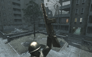 PPSh-41 held by statue Bloc COD4