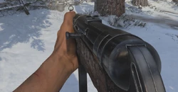 The MP-40 in first person.