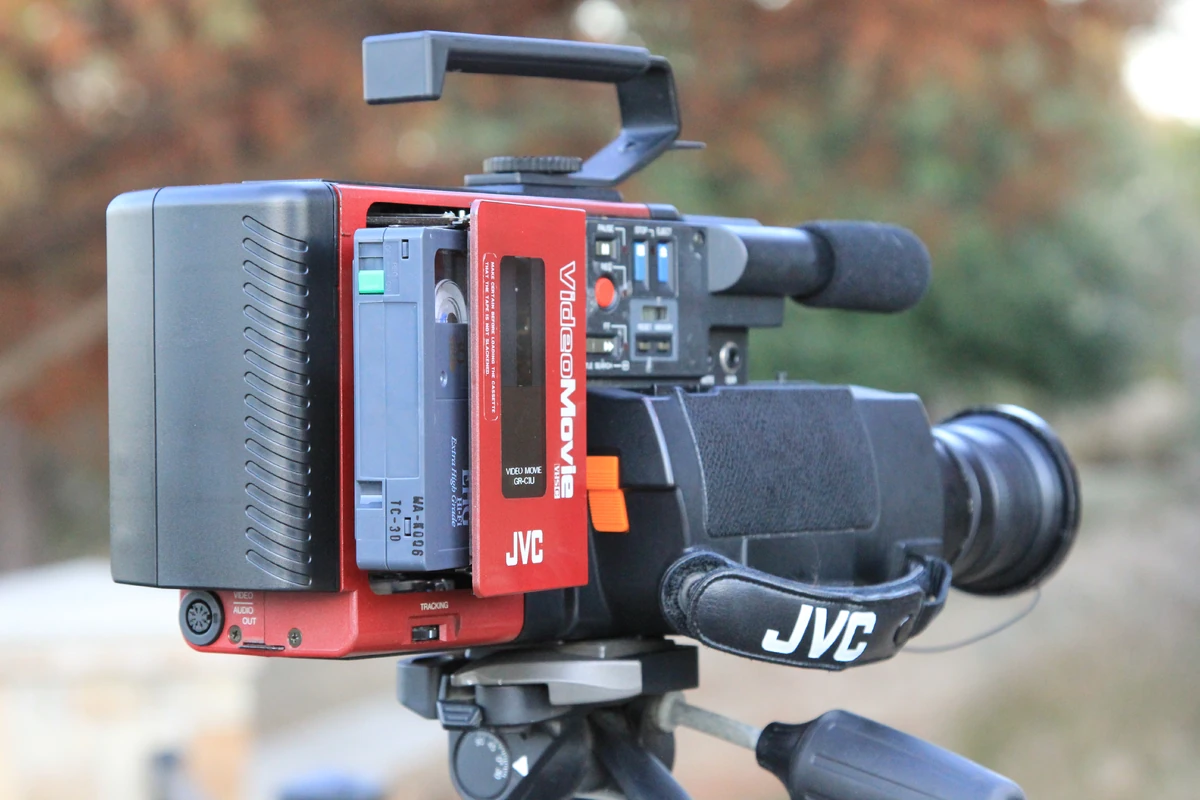JVC GR-C1 | CamcorderPedia Wiki | Fandom