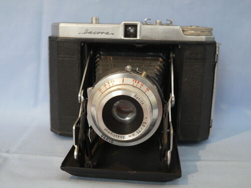 Dacora-folding-vintage-camera-9.99-22805-p