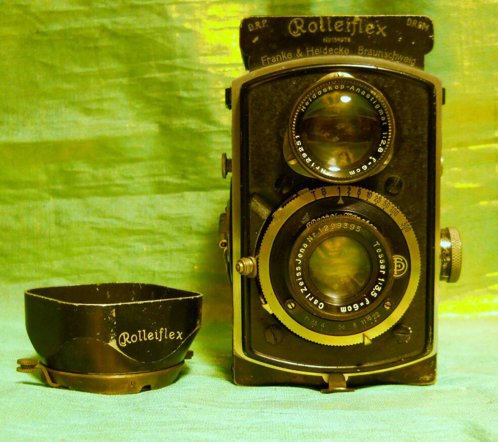 【レア】Rolleiflex 4×4 二眼レフカメラ baby rollei 柊サナカ：第10話 ローライフレックス4×4（ベビーローライ