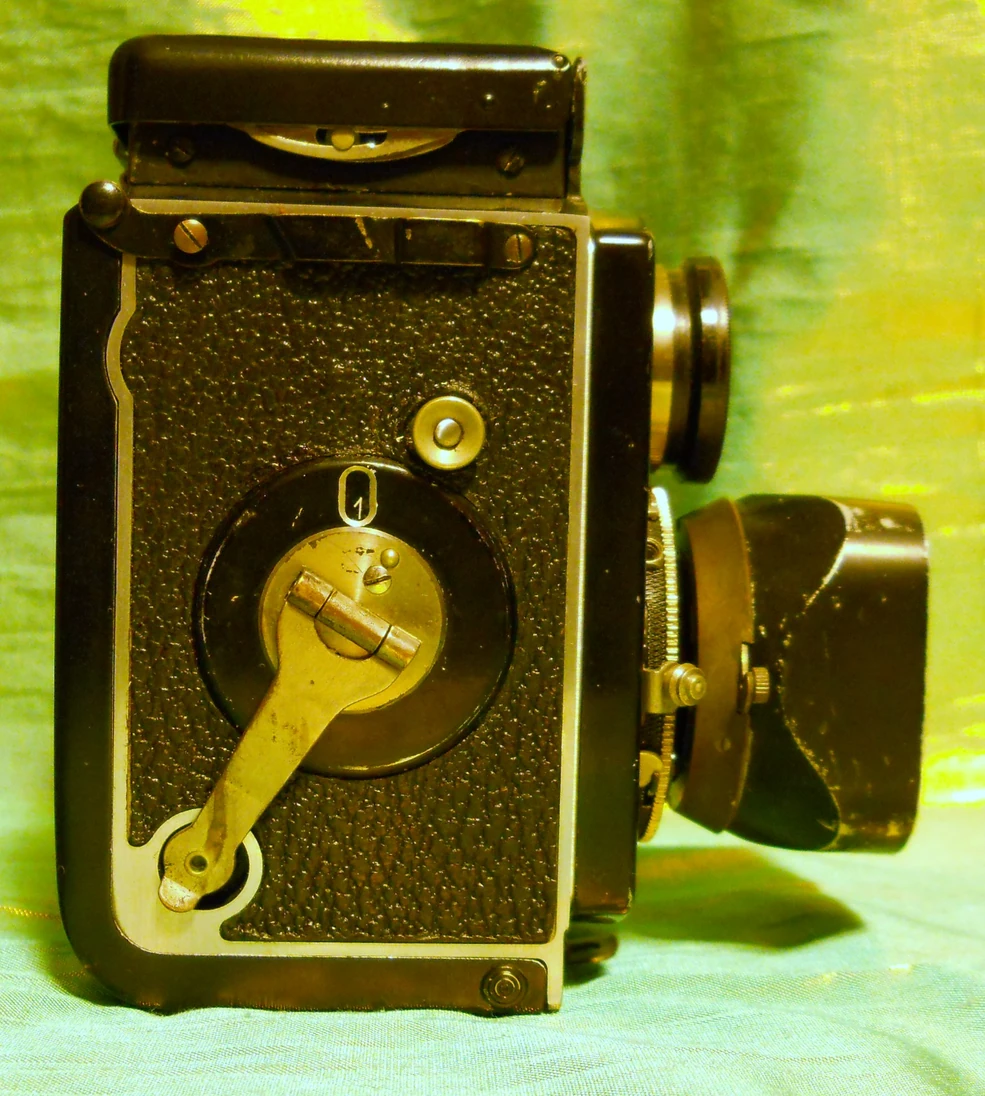 BABY ROLLEI ROLLEIFLEX 4x4 Original Pre War Model 413 w/ 6cm Tessar f/2